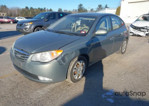 2010 Hyundai Elantra Gls z USA, uszkodzony, nr VIN KMHDU4AD9AU149012